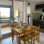 Avec Loggia, Parking, Proche Mer, Tv, Lave-linge, 2 Velos, Port Leucate, 4 Pers. - Fr-1-798-4 דירה לאוקאט
